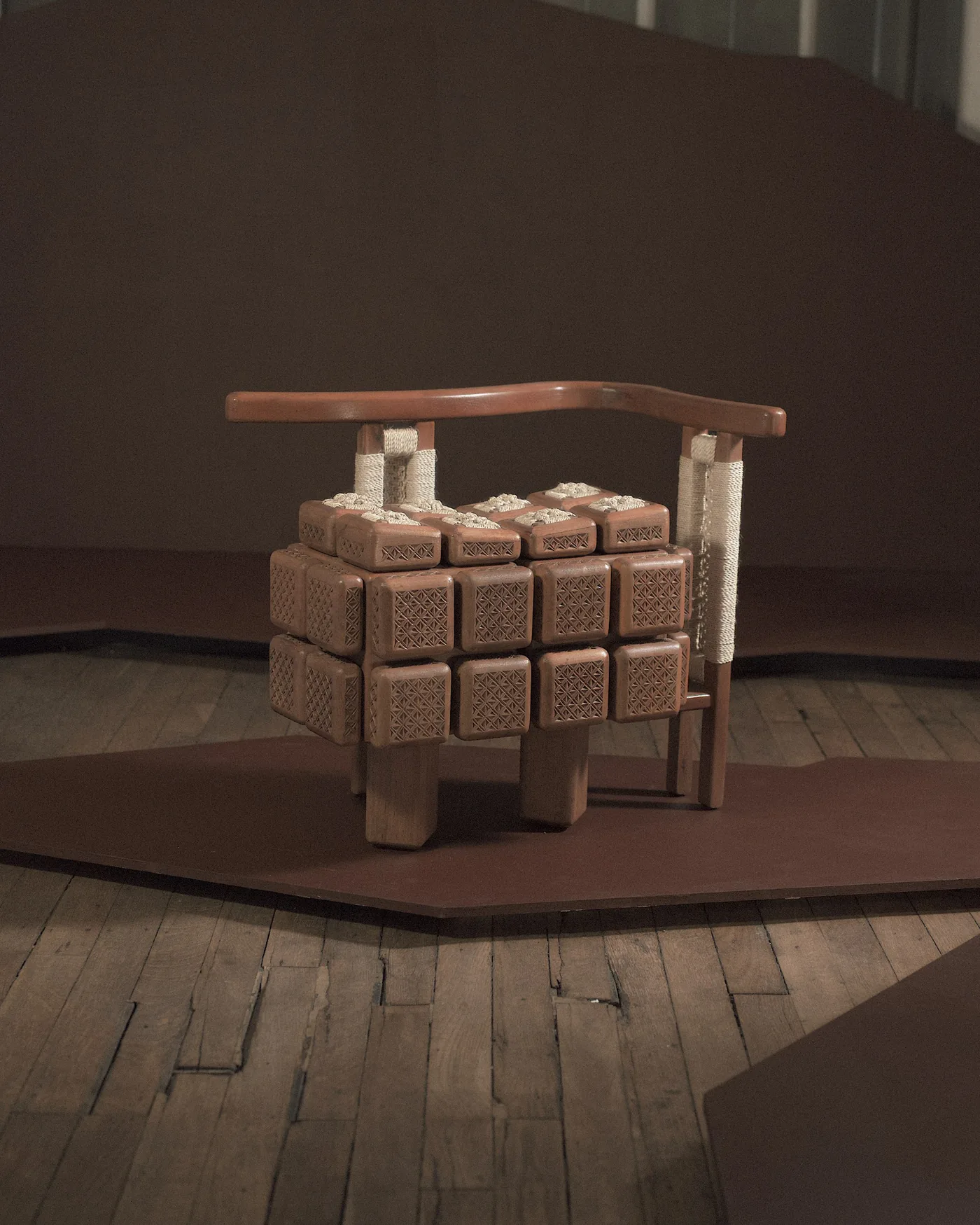Tantara, chaise, Kr.Atelier